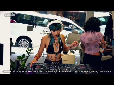 Eclectic Hybrid-Genre Mix in a Hong Kong Hair Studio | SENAIDA &Space. Hair Studio Hong Kong 